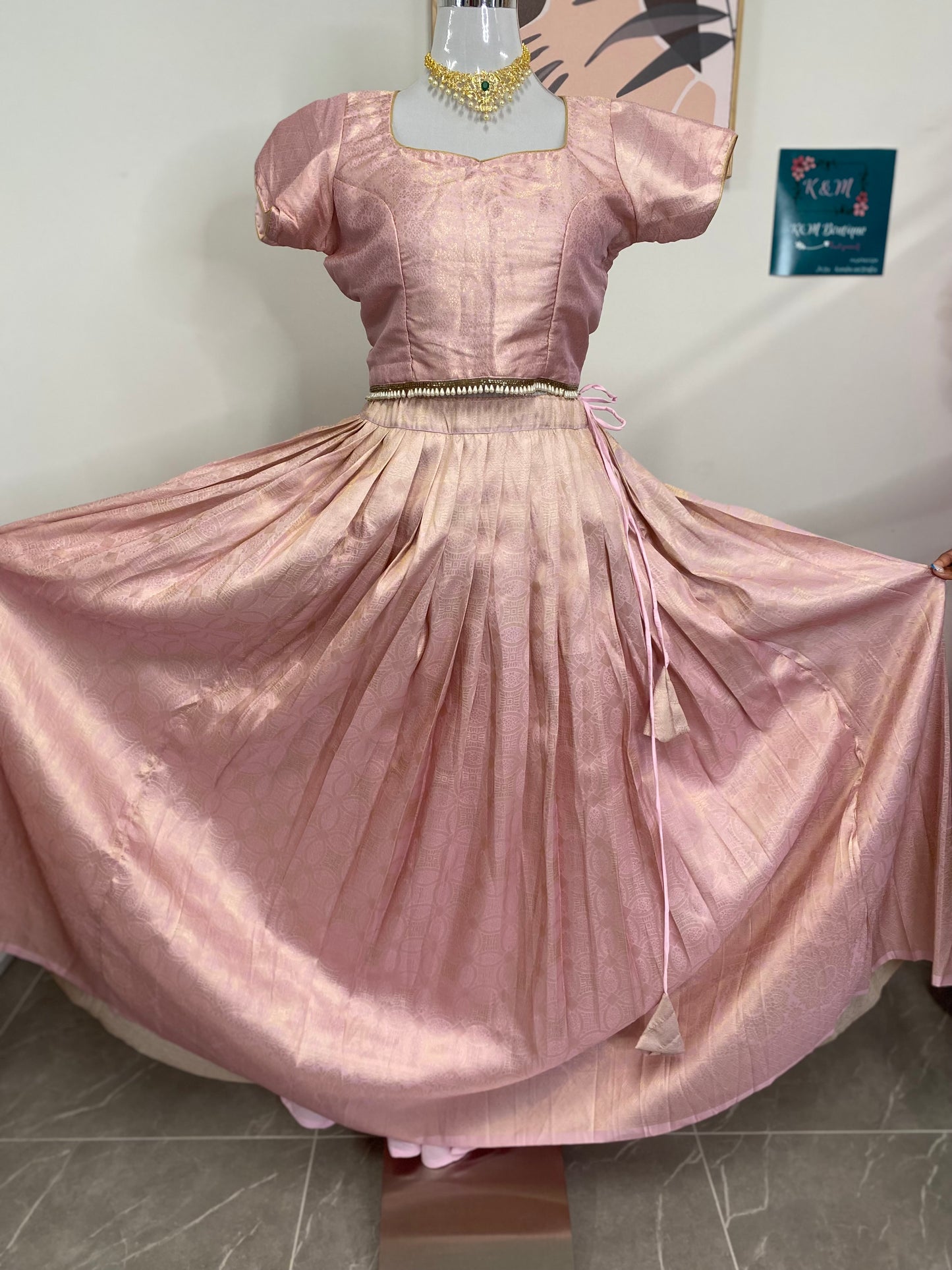 KUBERA SILK LEHENGA
