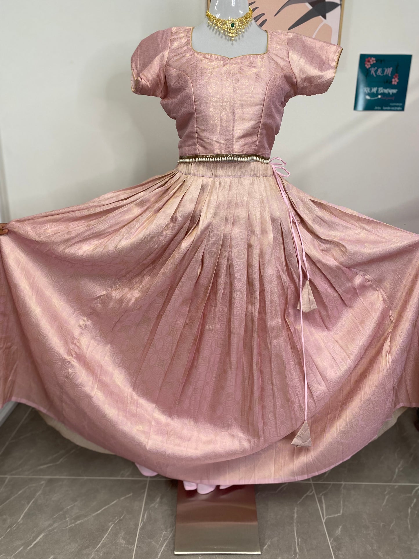 KUBERA SILK LEHENGA