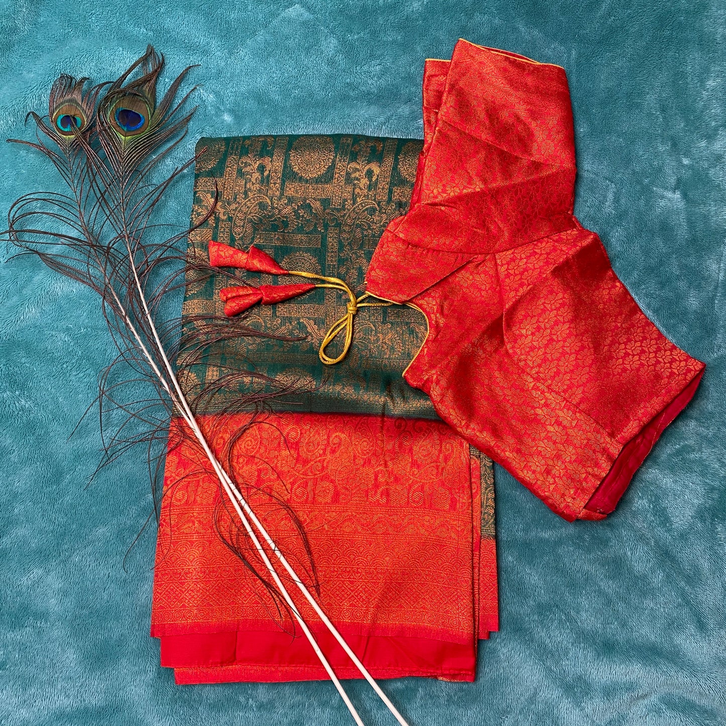 KUBERA SOFT SILK SAREE - GREEN WITH RED
