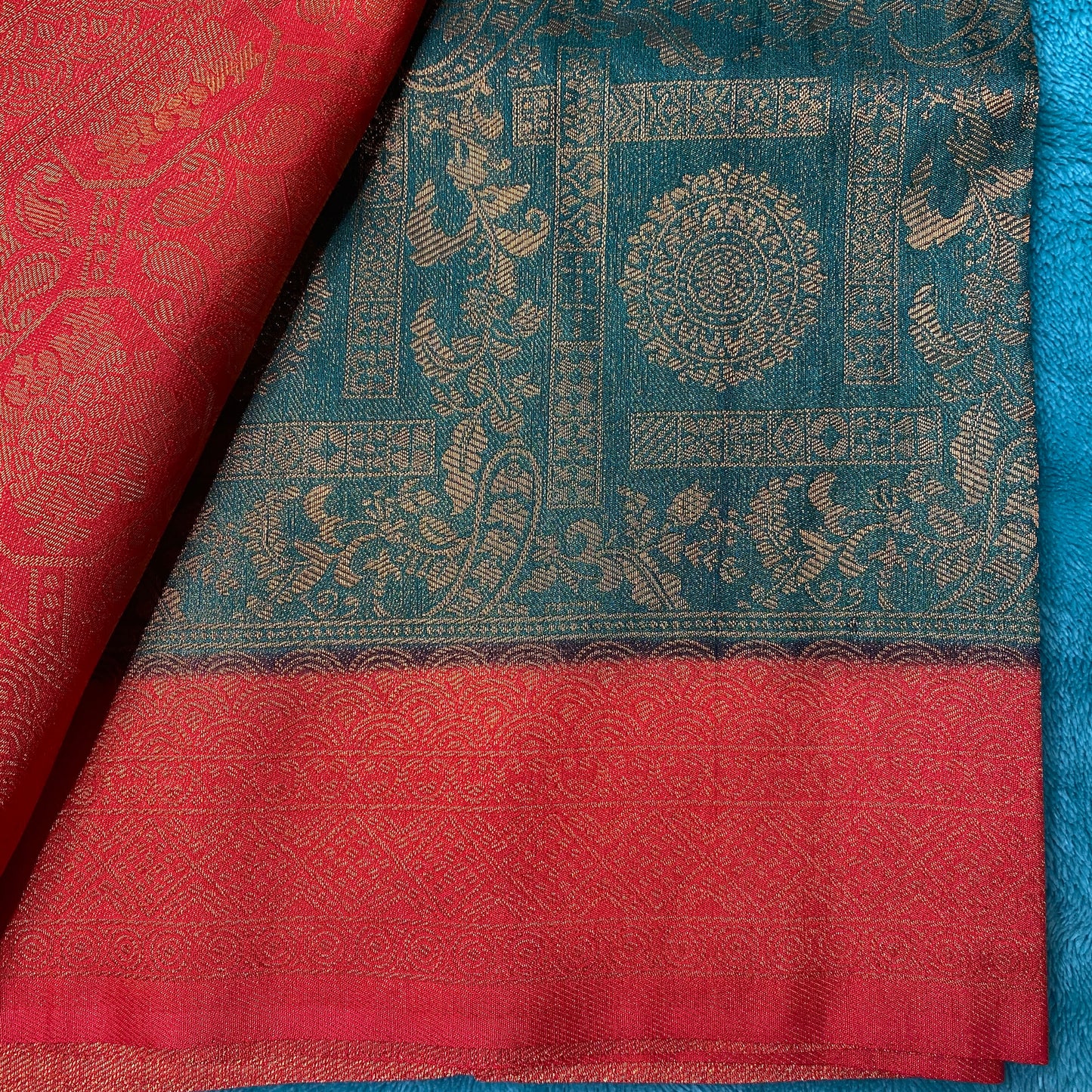 KUBERA SOFT SILK SAREE - GREEN WITH RED